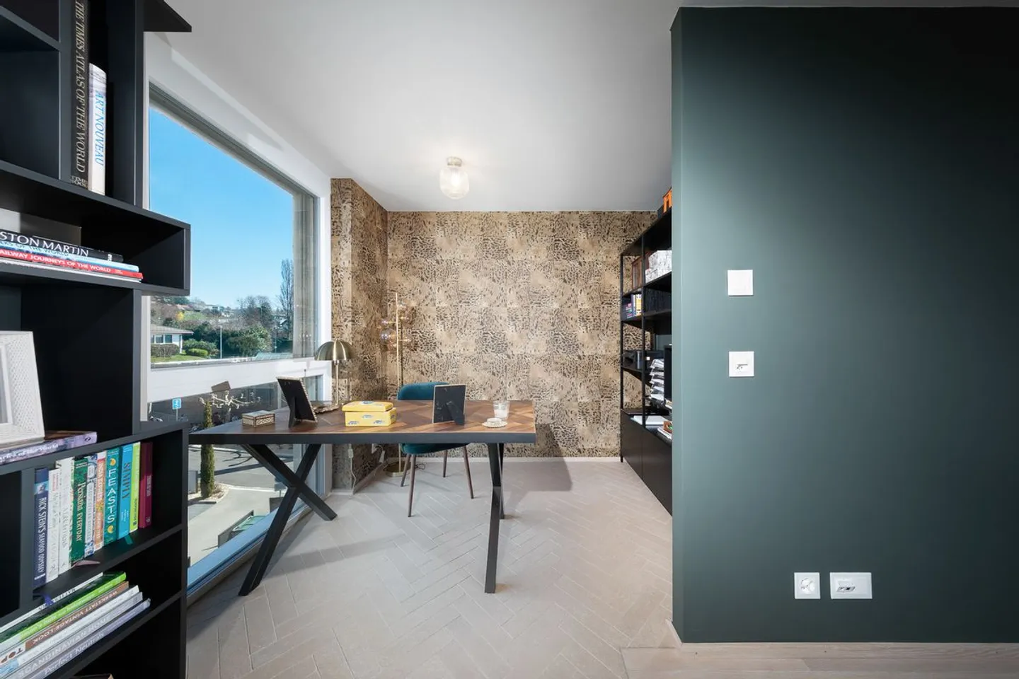 Luxurious penthouse with 180° panoramic view of the lake and the Alps - Photo 6 of 13