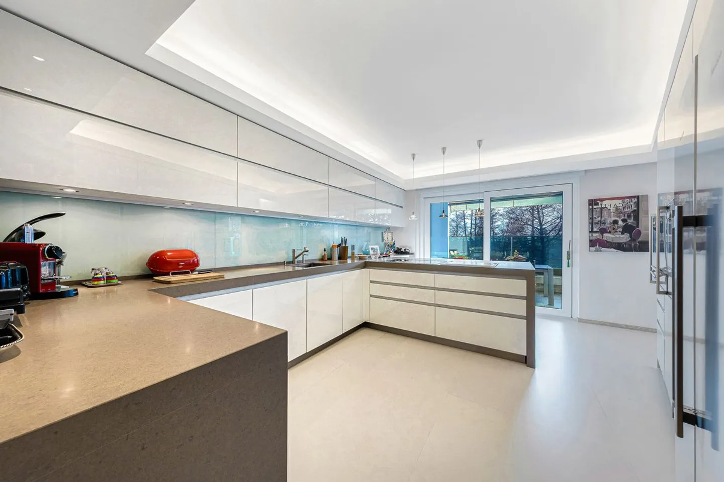 Appartement d'exception dans un cadre verdoyant en bordure du Golf de Lausanne - Foto 4 di 5