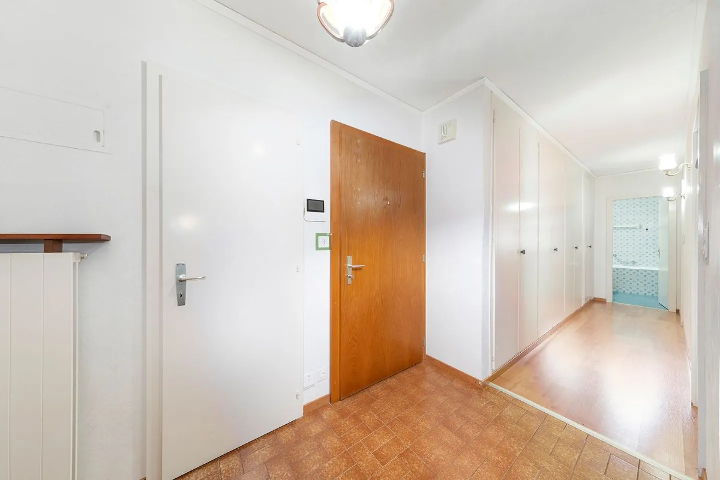 Exclusivity | Bright 3.5 rooms with balcony and parking - Photo 5 of 13