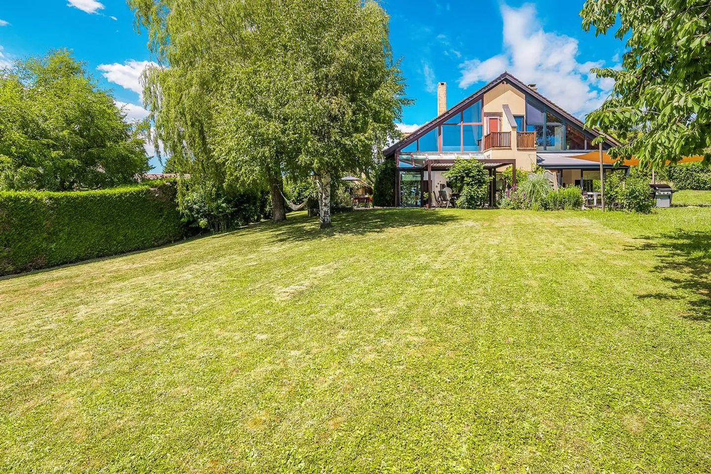 Charming Twin Villa with Garden - Photo 1 of 13