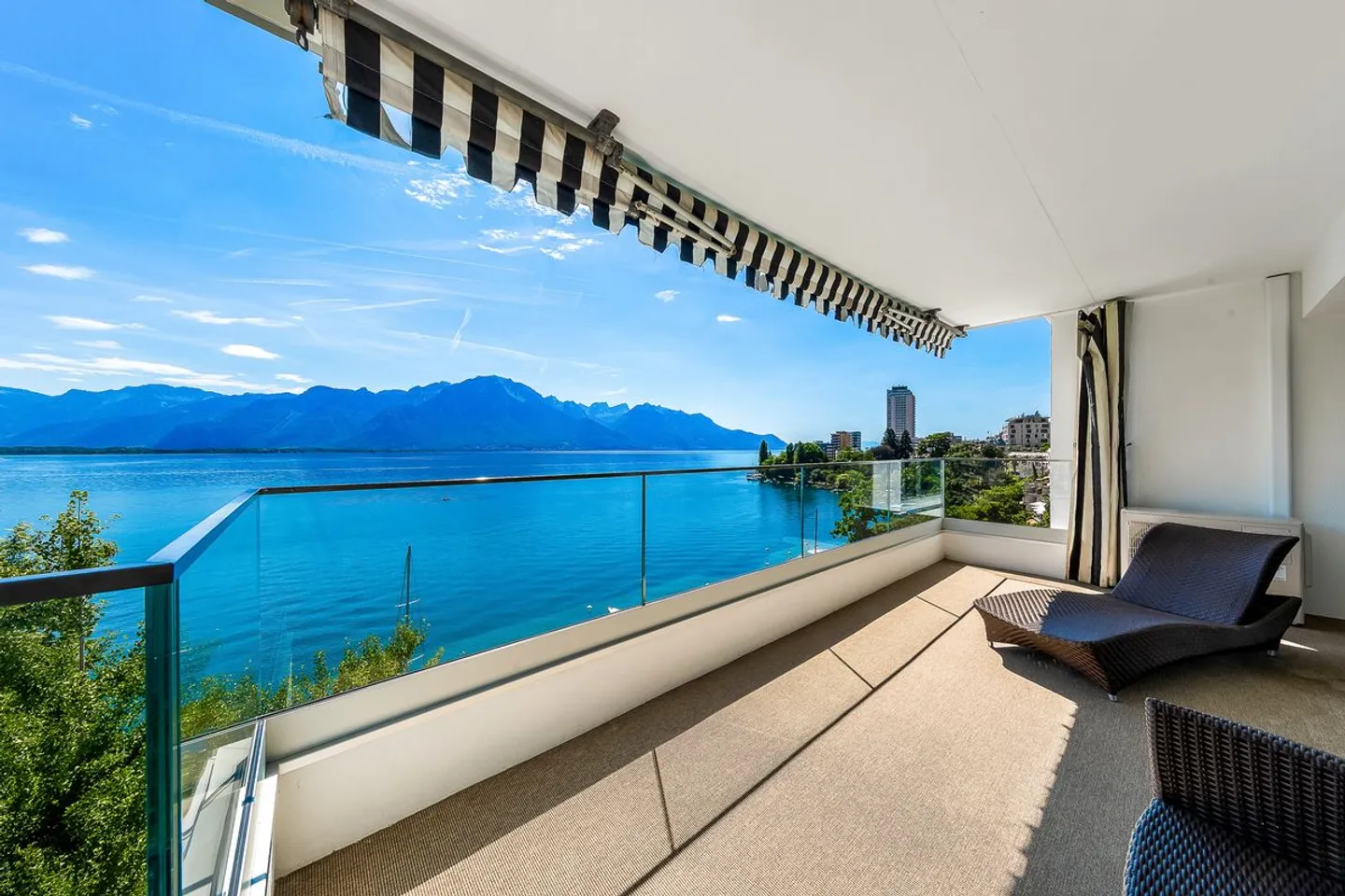 Luxury Apartment on Lake Geneva - Photo 1 of 11