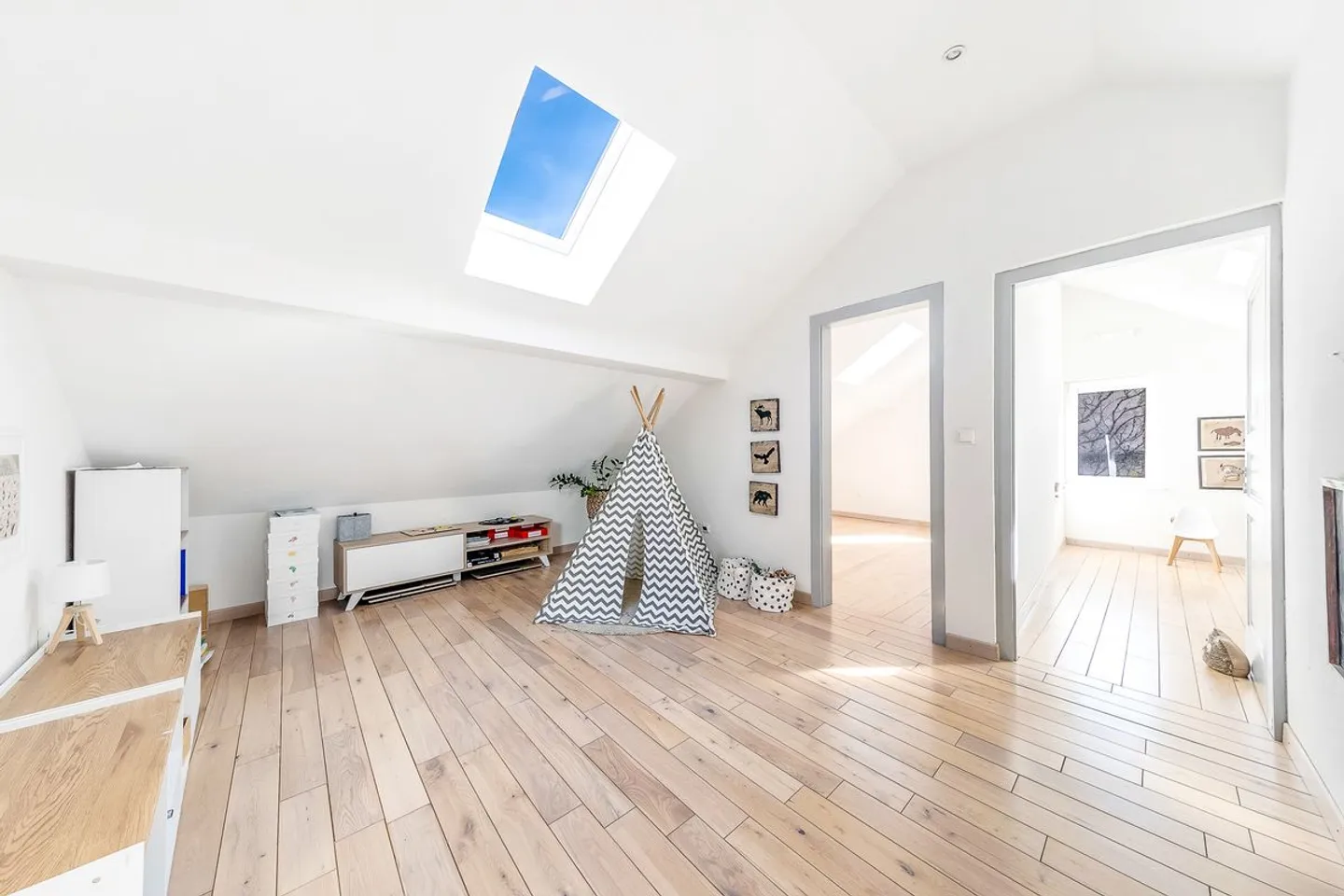 Exclusivity - Fully renovated detached house with large workshop and garage - Photo 12 of 13