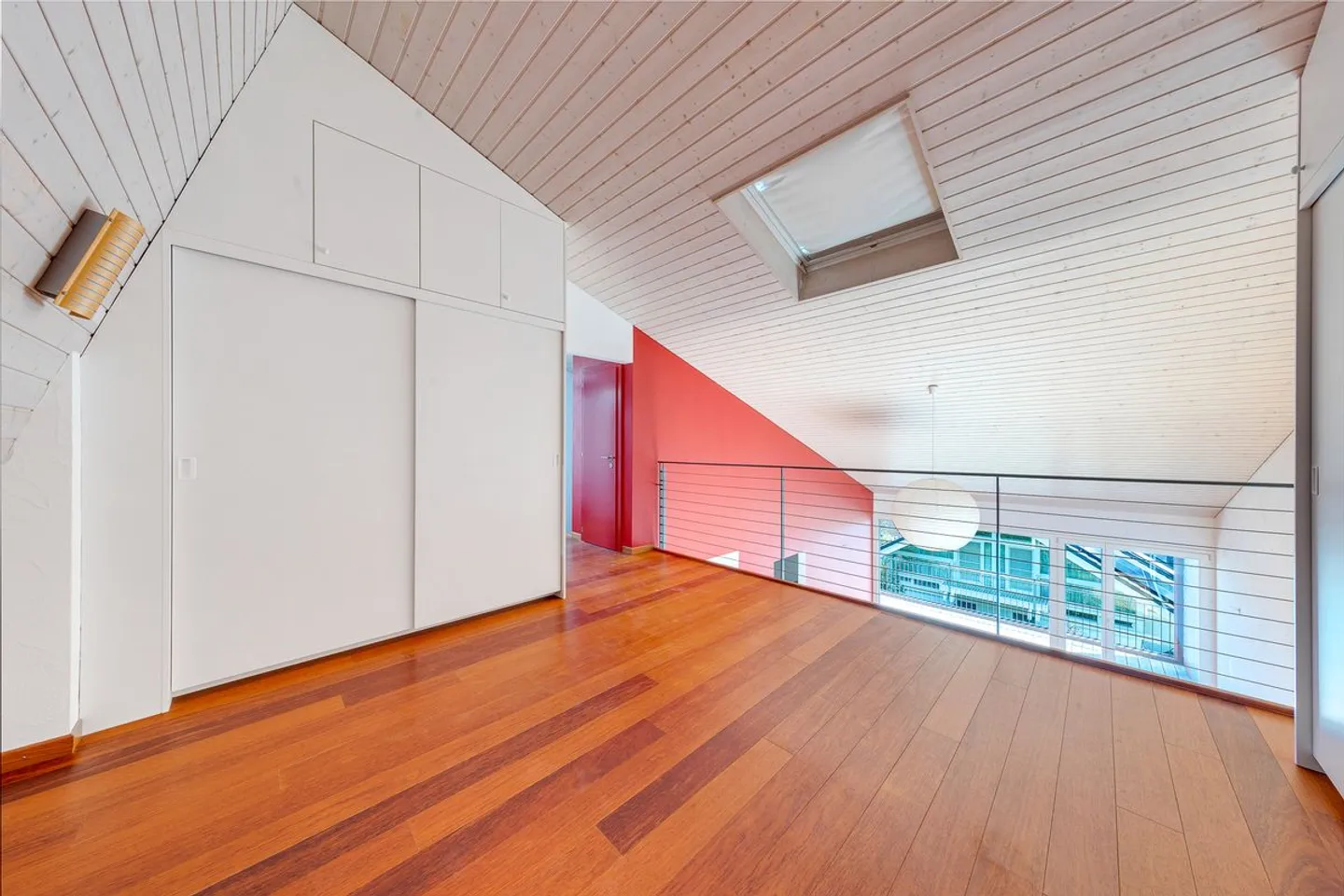 Very beautiful property with panoramic views of the lake and the Alps - Photo 13 of 13