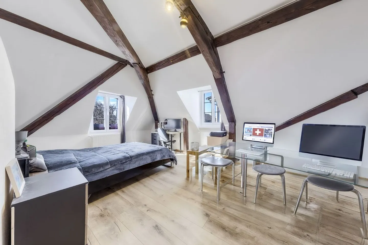 Magnificent duplex close to all amenities - Photo 6 of 11