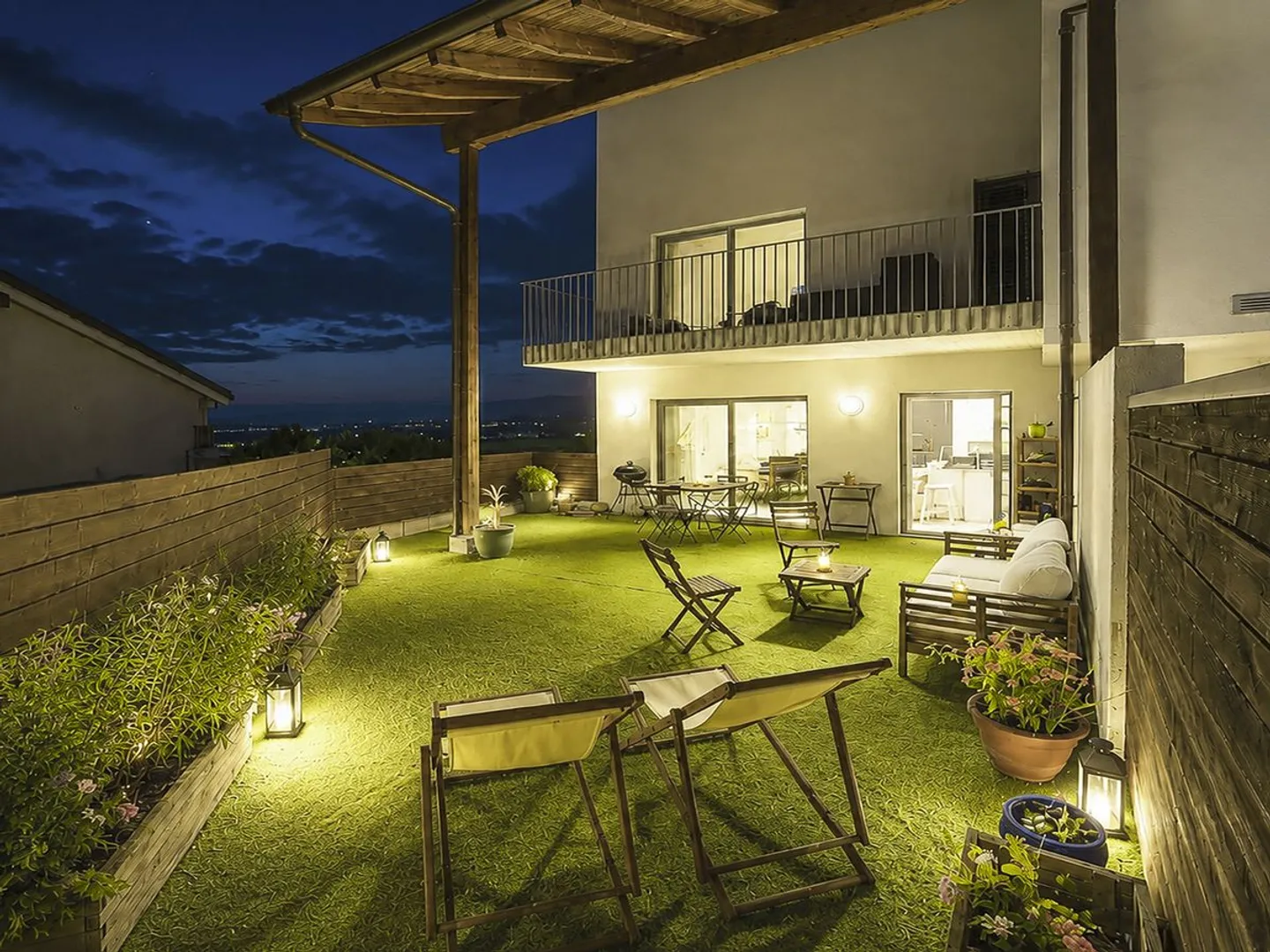 Appartamento luminoso con vista sulla natura e scorcio sul lago - Foto 8 di 9