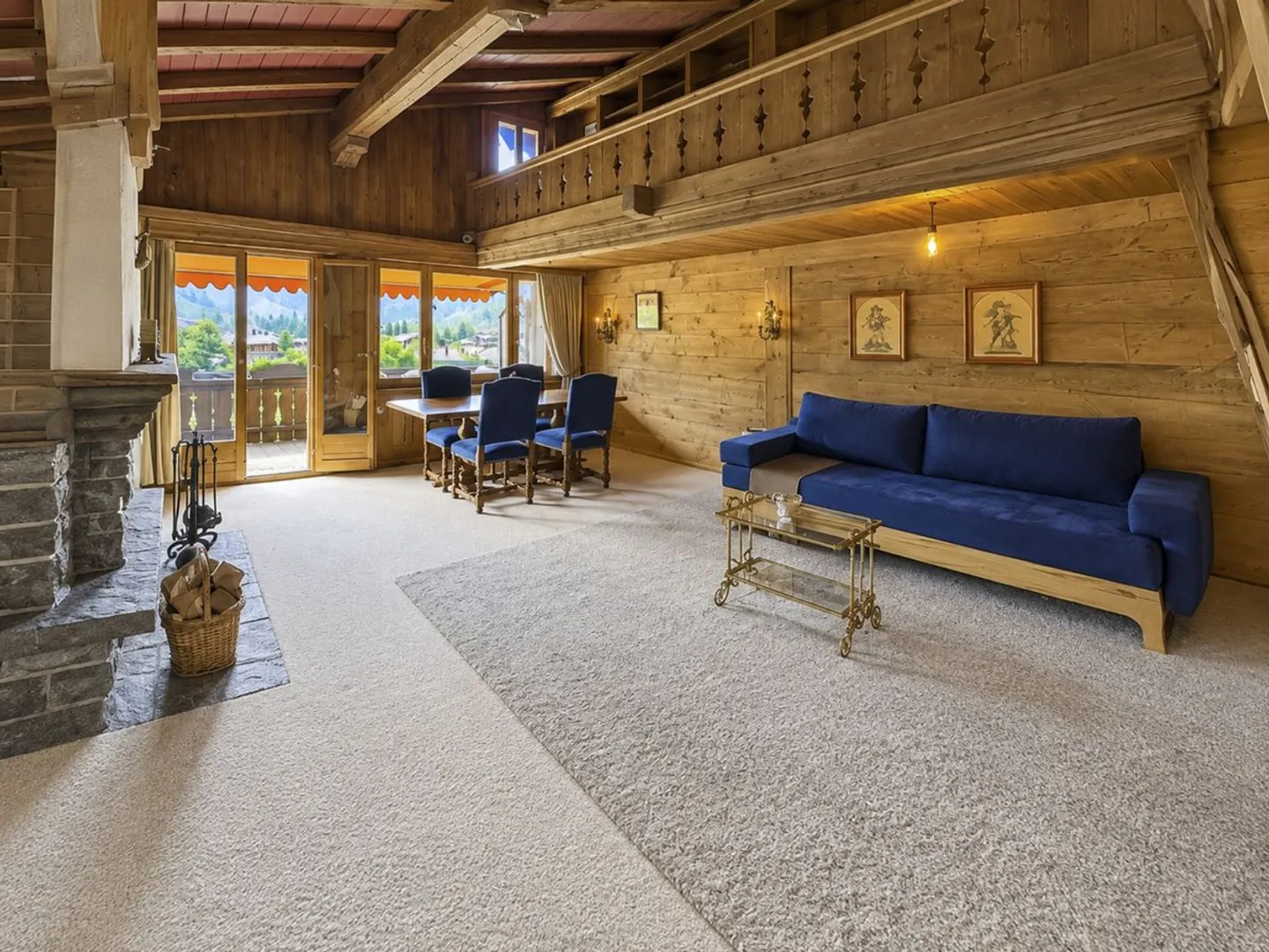Charming appartment in the center of Gstaad - Valley & Palace views - Photo 8 of 13