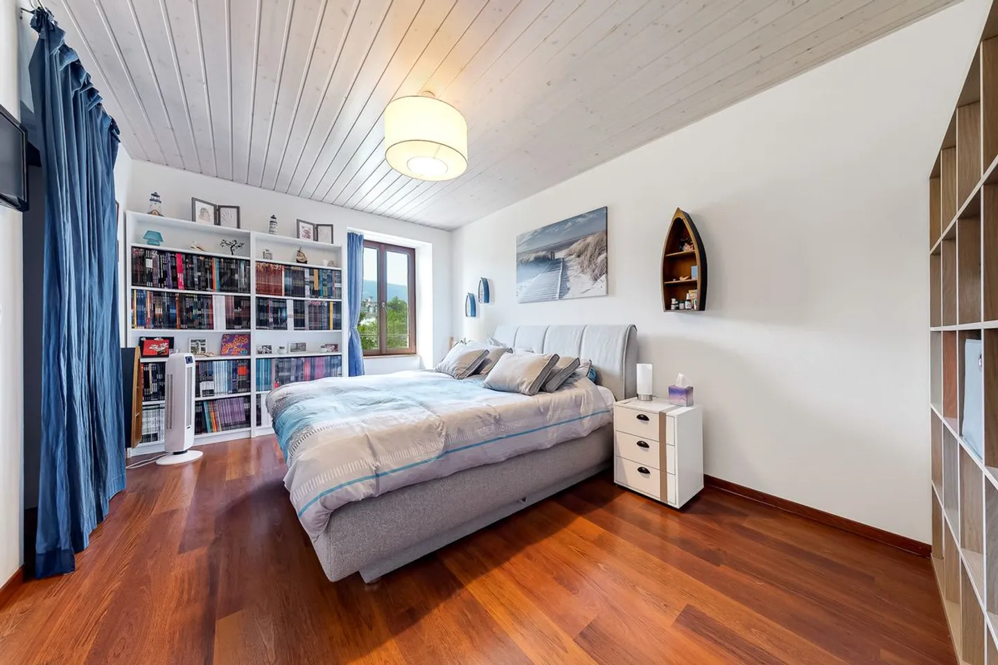 Your new life starts here, in a warm setting where space, light, charm, and comfort meet! - Photo 9 of 13