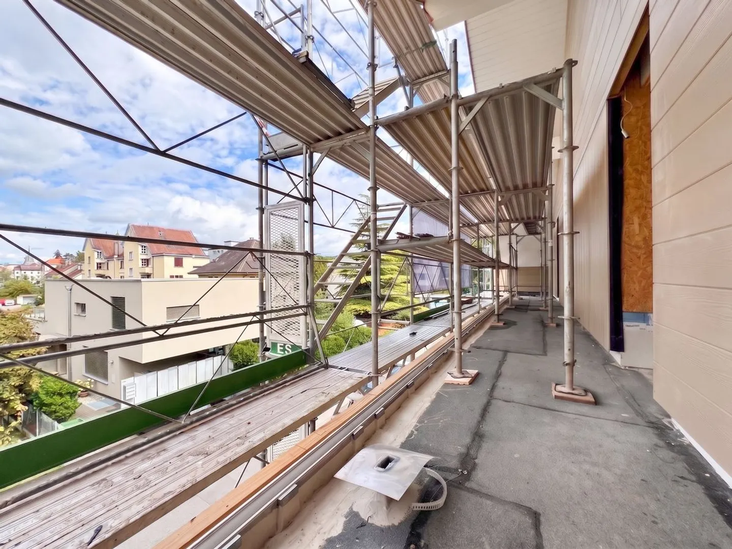 DERNIER LOT !!! Attique de 3.5 pces avec 2 grandes terrasses et parking couvert - Foto 5 von 11