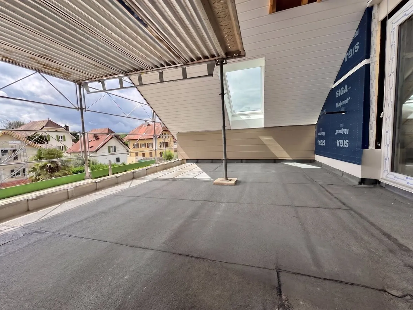 DERNIER LOT !!! Attique de 3.5 pces avec 2 grandes terrasses et parking couvert - Foto 2 von 11