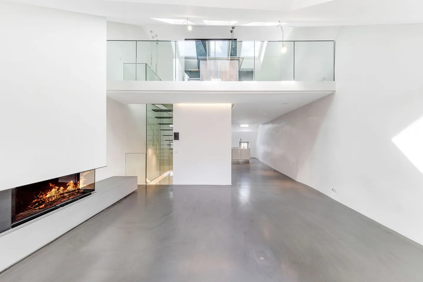 RIDUZIONE DEL PREZZO - 349M2 NEL CENTRO DI VEVEY - OPPORTUNITÀ UNICA! - Foto 3 di 13