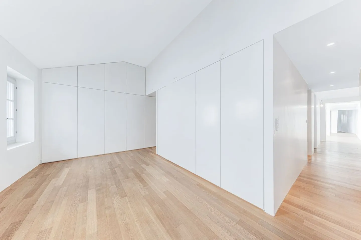 RIDUZIONE DEL PREZZO - 349M2 NEL CENTRO DI VEVEY - OPPORTUNITÀ UNICA! - Foto 12 di 13