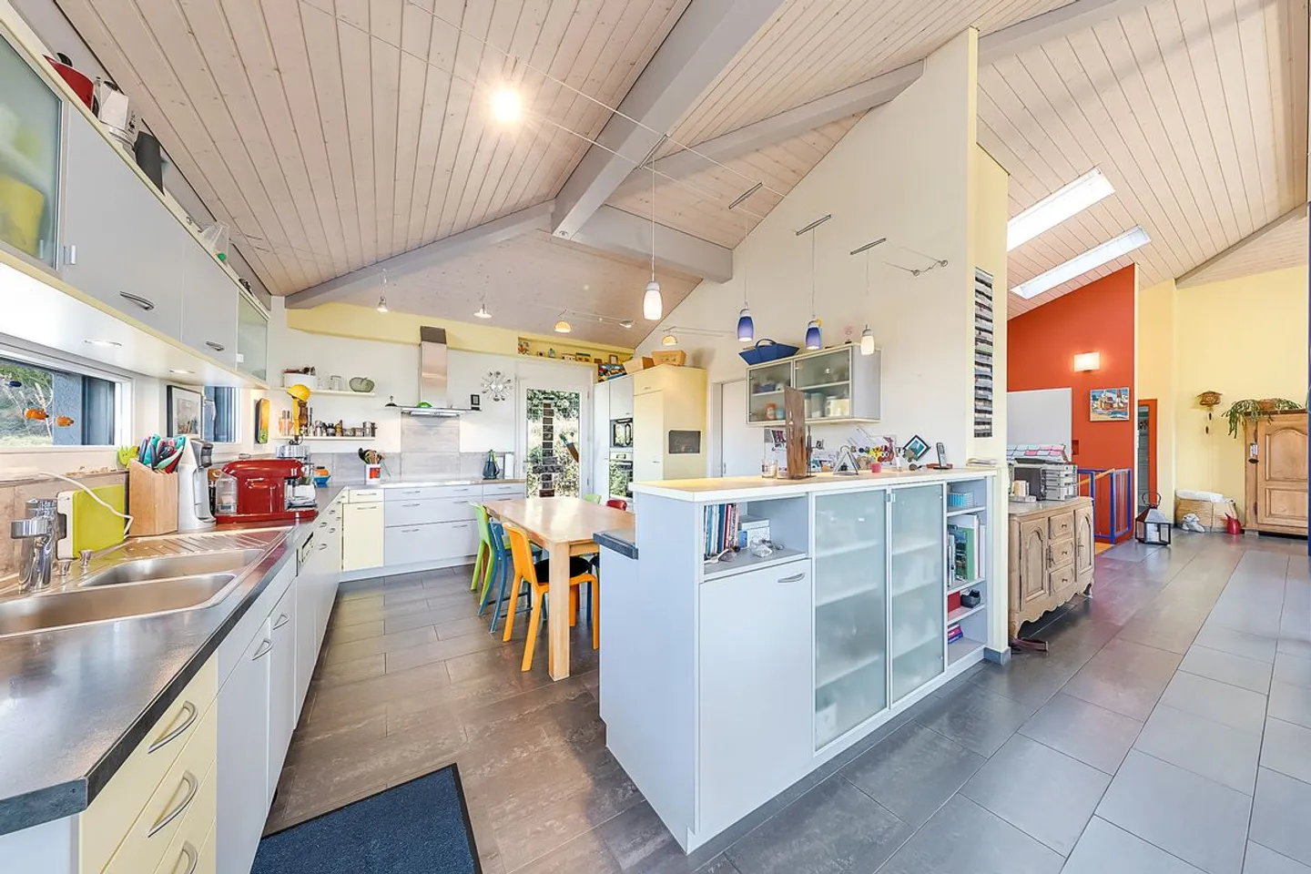 NEW PRICE! Superb 8.5-room villa with heated pool - Photo 11 of 13