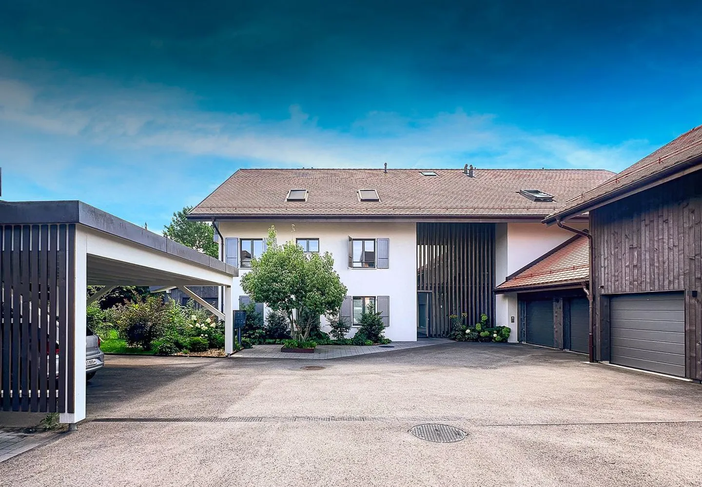 En exclusivité! Très joli duplex de qualité supérieure!  - Photo 1 sur 13