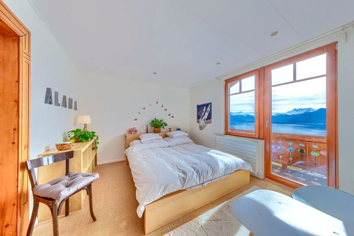 Majestueuse maison avec vue spectaculaire sur le lac alliant contemporain et charme de l'ancien - Photo 11 sur 13