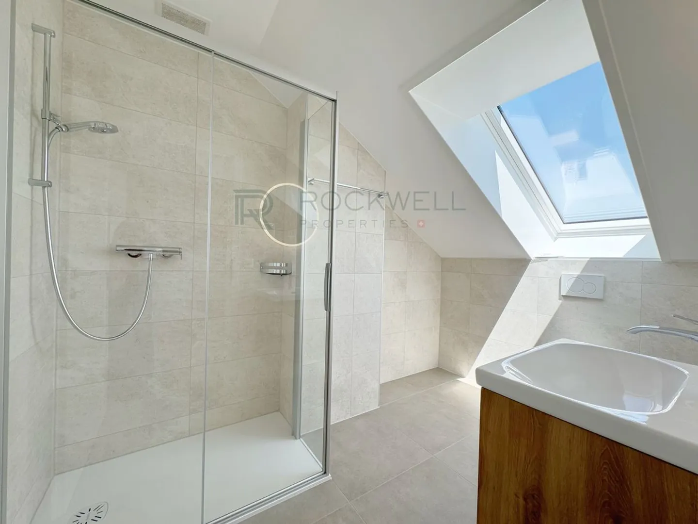 NEW MINERGIE P - 4.5 rooms on the TOP FLOOR - Lot 201 - Photo 9 of 10