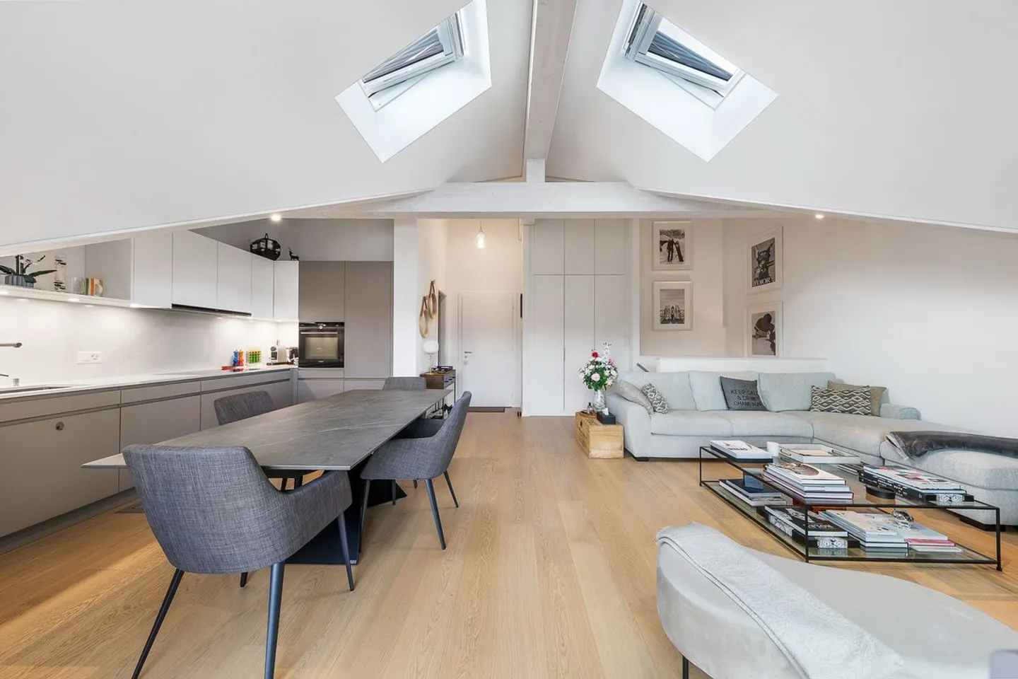 En exclusivité! Très joli duplex de qualité supérieure!  - Photo 8 sur 13
