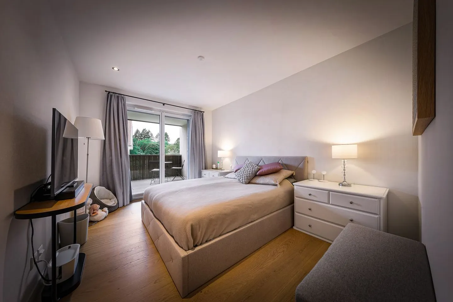 En exclusivité! Très joli duplex de qualité supérieure!  - Photo 13 sur 13