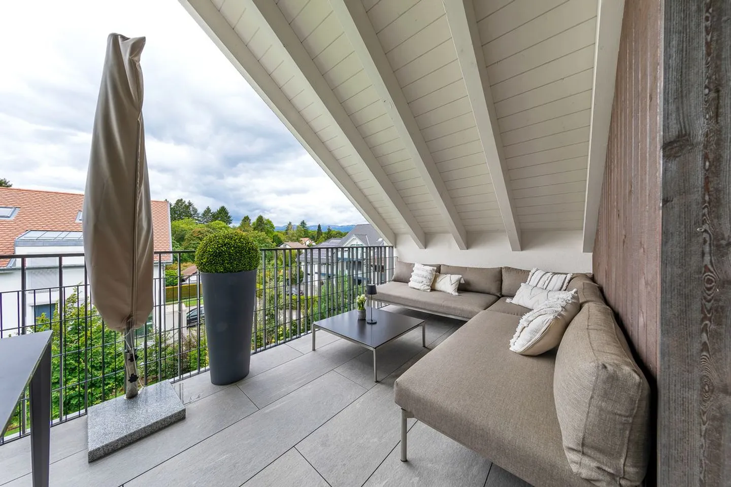 En exclusivité! Très joli duplex de qualité supérieure!  - Photo 4 sur 13