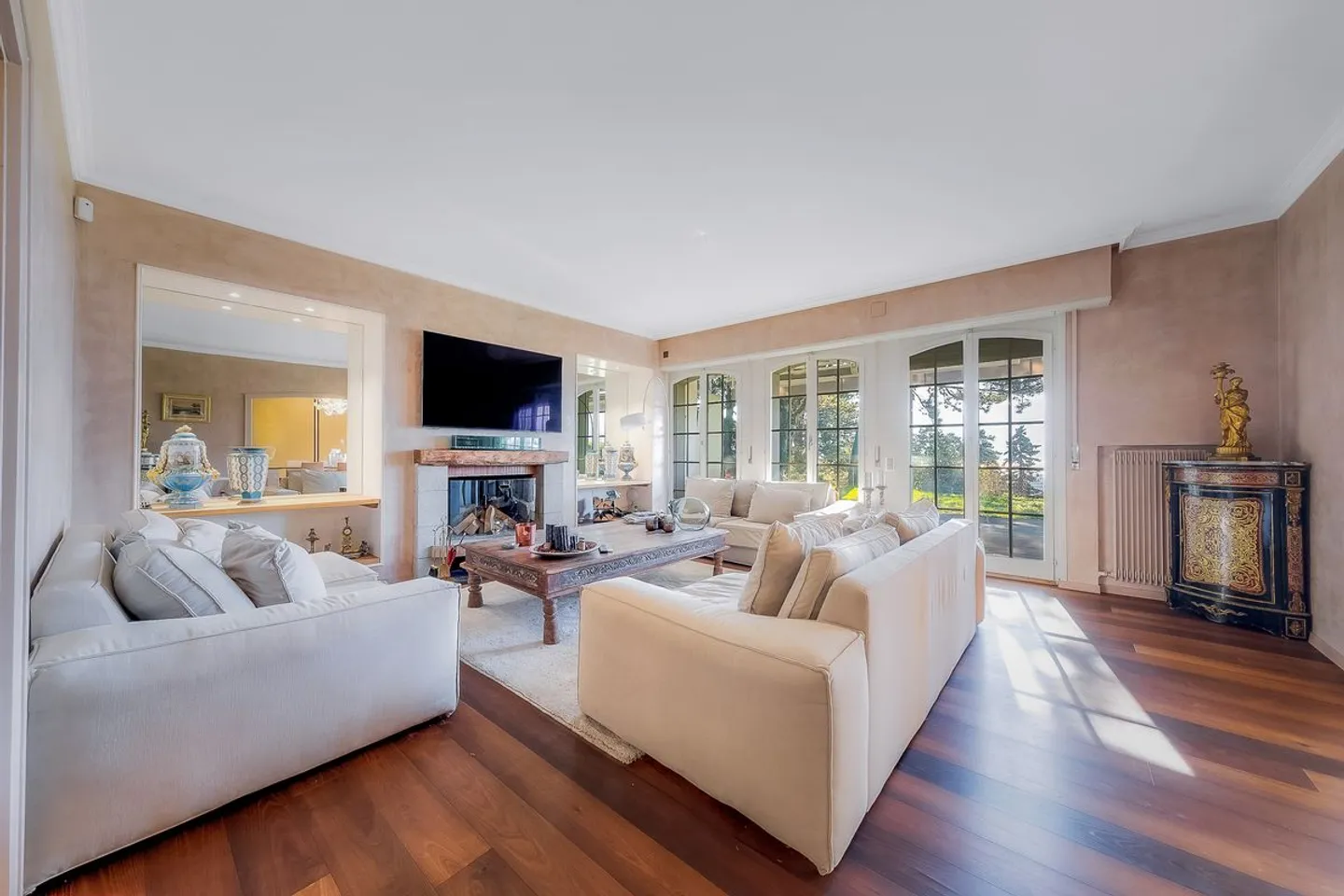 Élégante villa avec panorama sur le Léman et studio privatif - Foto 3 von 7