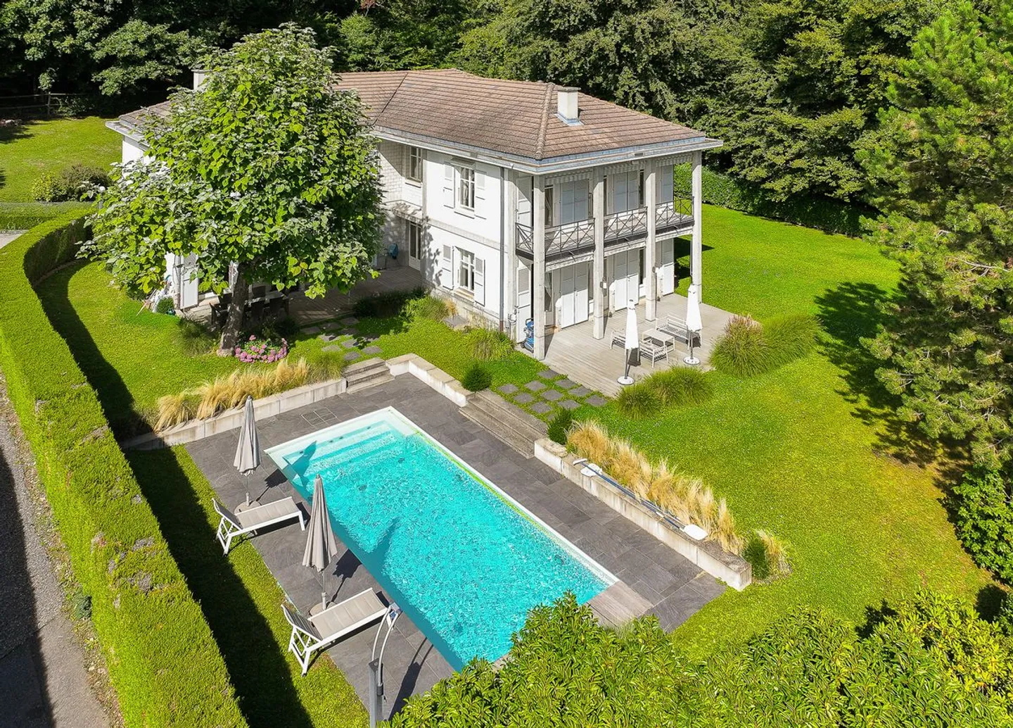 Proprietà di prestigio circondata dal verde a Losanna - Foto 1 di 11