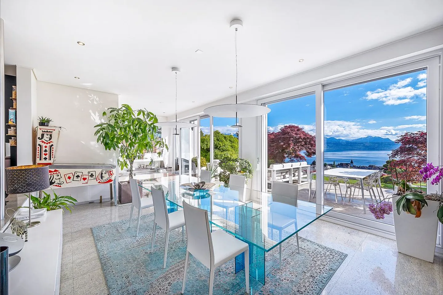 Appartamento contemporaneo di 5,5 locali con vista mozzafiato sul lago e piscina privata - Foto 3 di 5