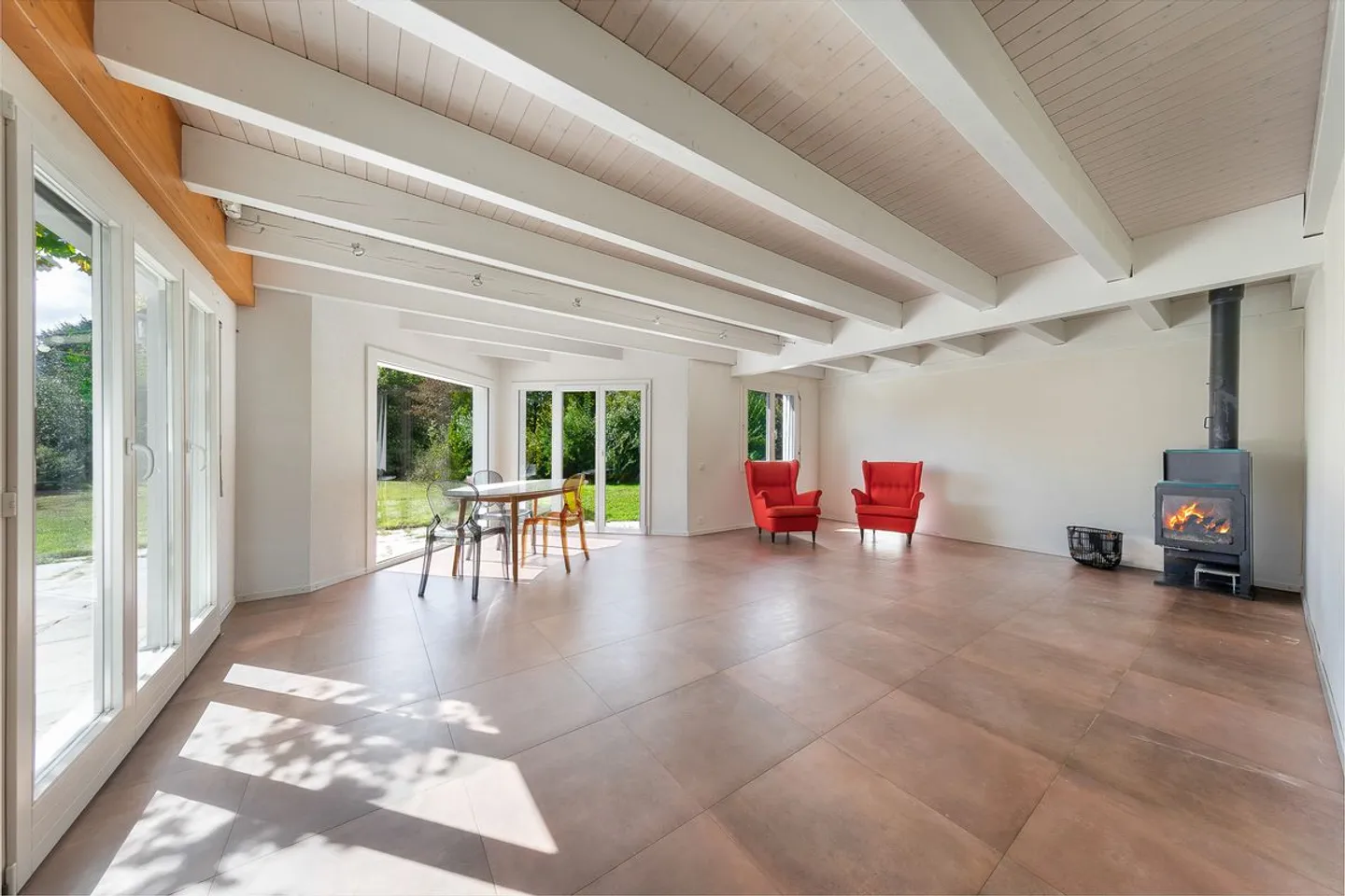 Elegantes Doppelhaus mit Raum und Ruhe - Foto 3 von 6