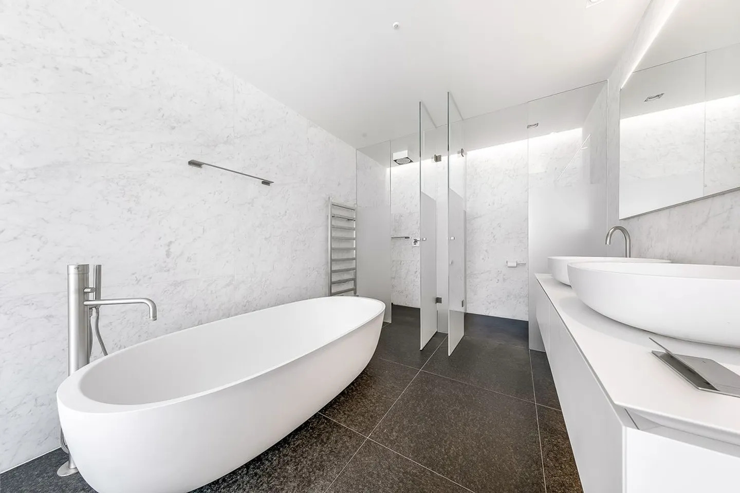 Appartement de prestige au coeur de Genève, à deux pas de l'Hôtel d'Angleterre  - Foto 9 di 13