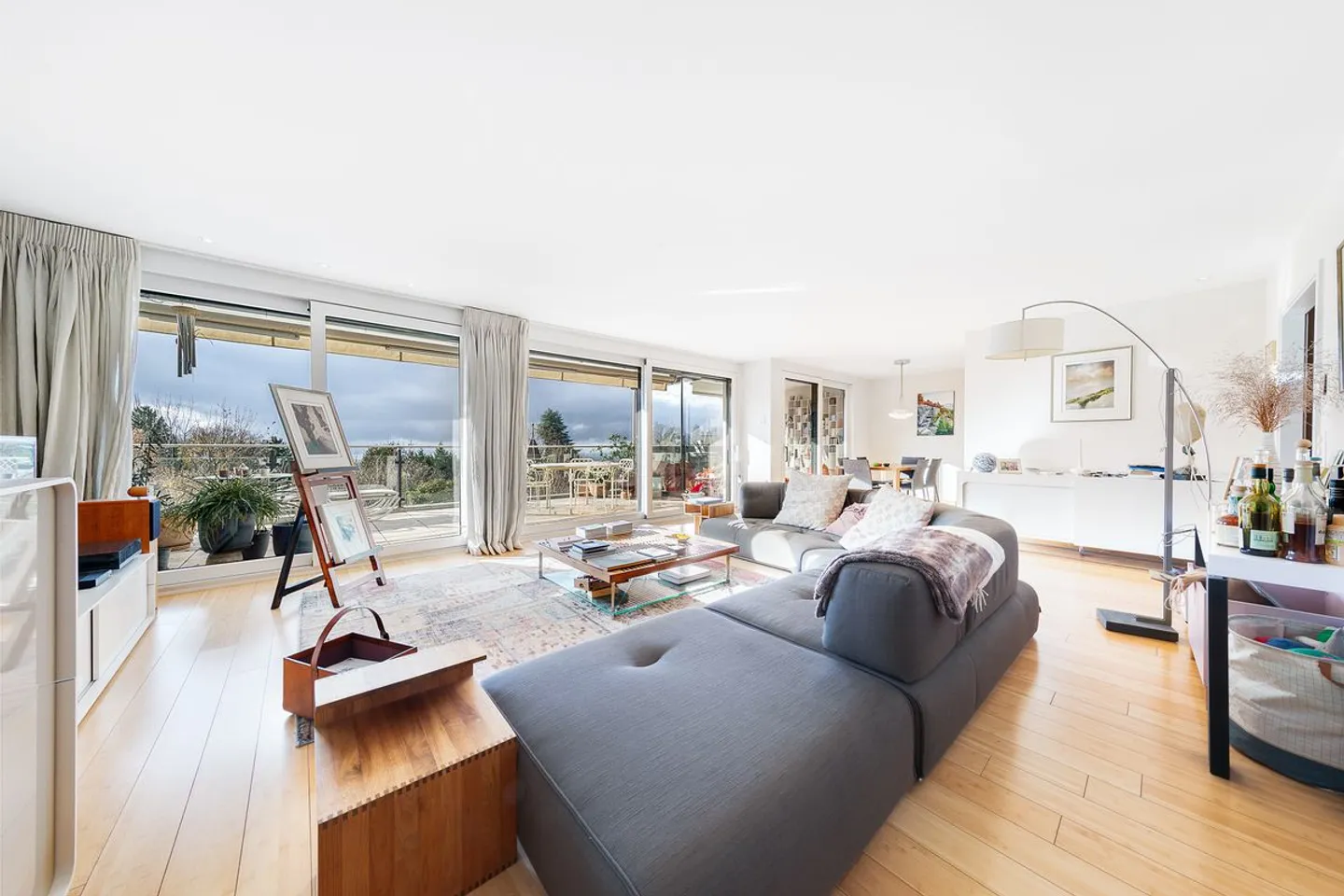 Spazioso appartamento 3.5 a La Conversion con magnifica terrazza esposta a sud - Foto 1 di 12