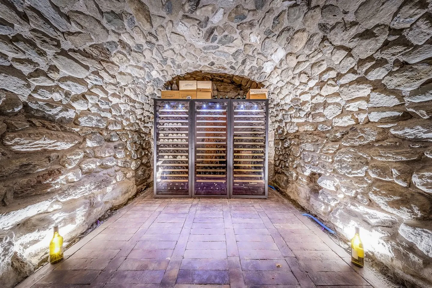 Extraordinary new chalet with panoramic view - Photo 12 of 13