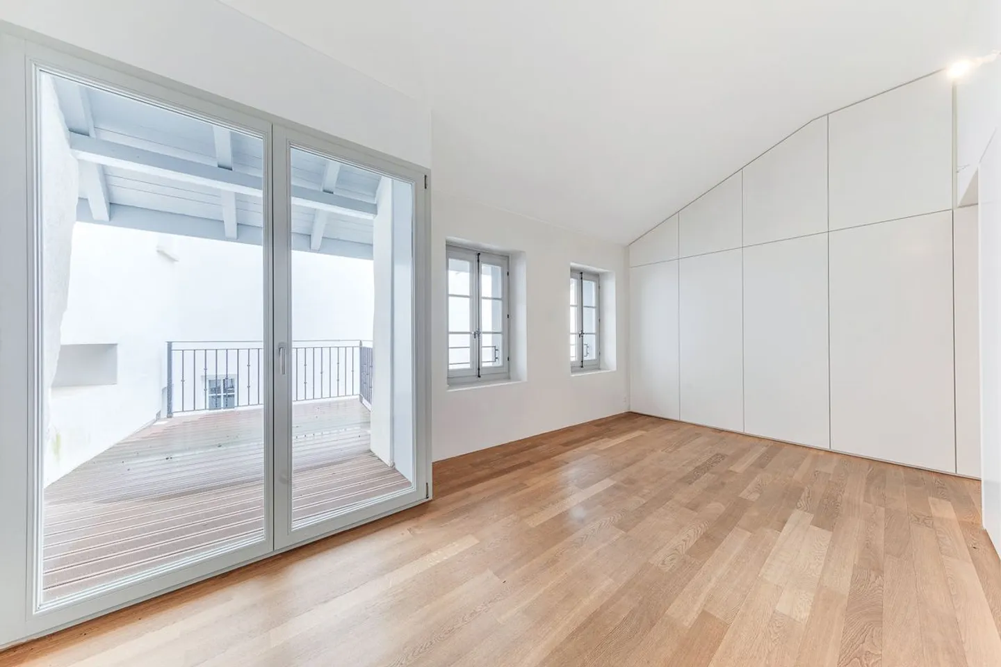 RIDUZIONE DEL PREZZO - 349M2 NEL CENTRO DI VEVEY - OPPORTUNITÀ UNICA! - Foto 13 di 13