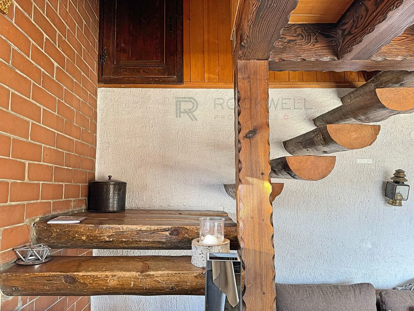 Rare object! In the heart of Verbier, chalet with two units authorized as a secondary residence - Photo 9 of 13