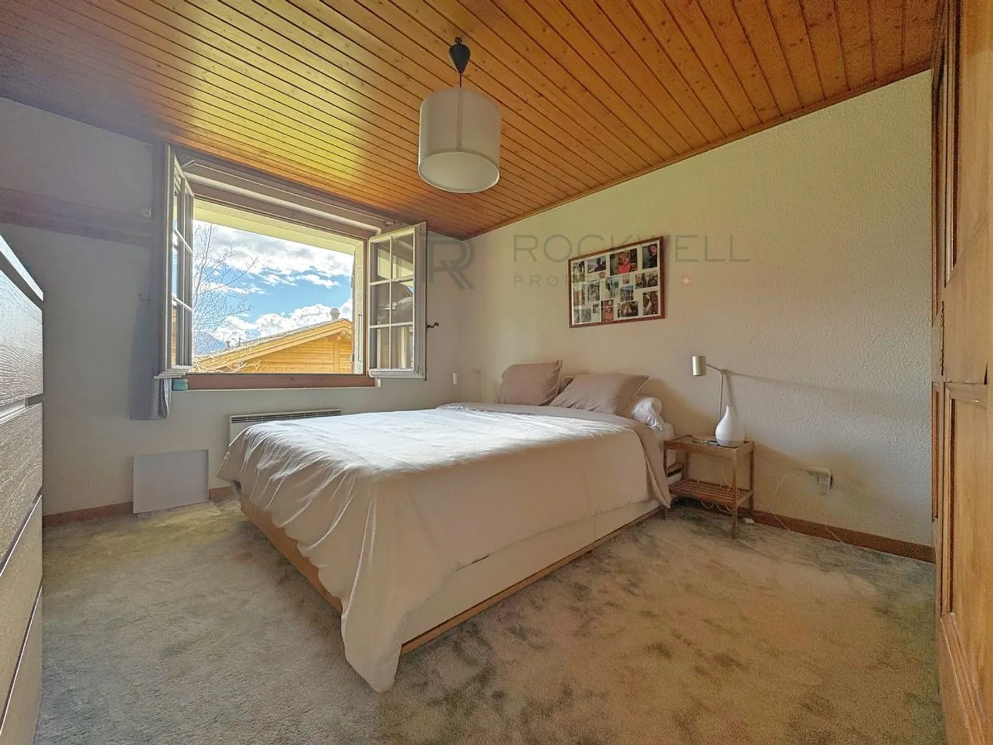 Rare object! In the heart of Verbier, chalet with two units authorized as a secondary residence - Photo 5 of 13
