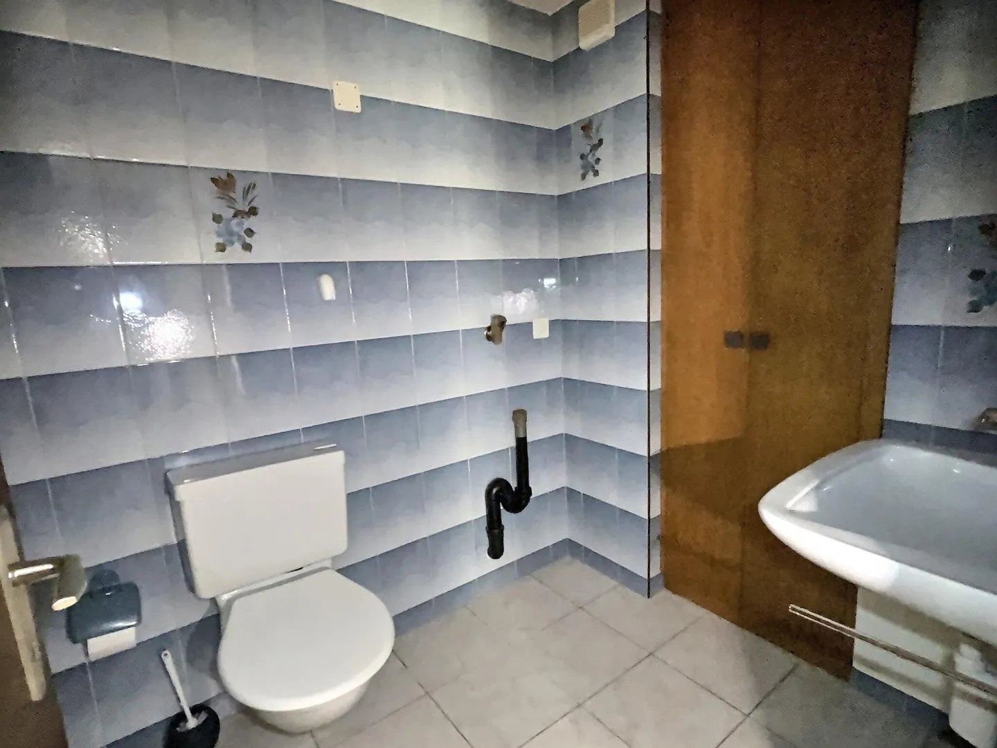 Village house with 2 apartments and cellar/carnotzet - Photo 12 of 13