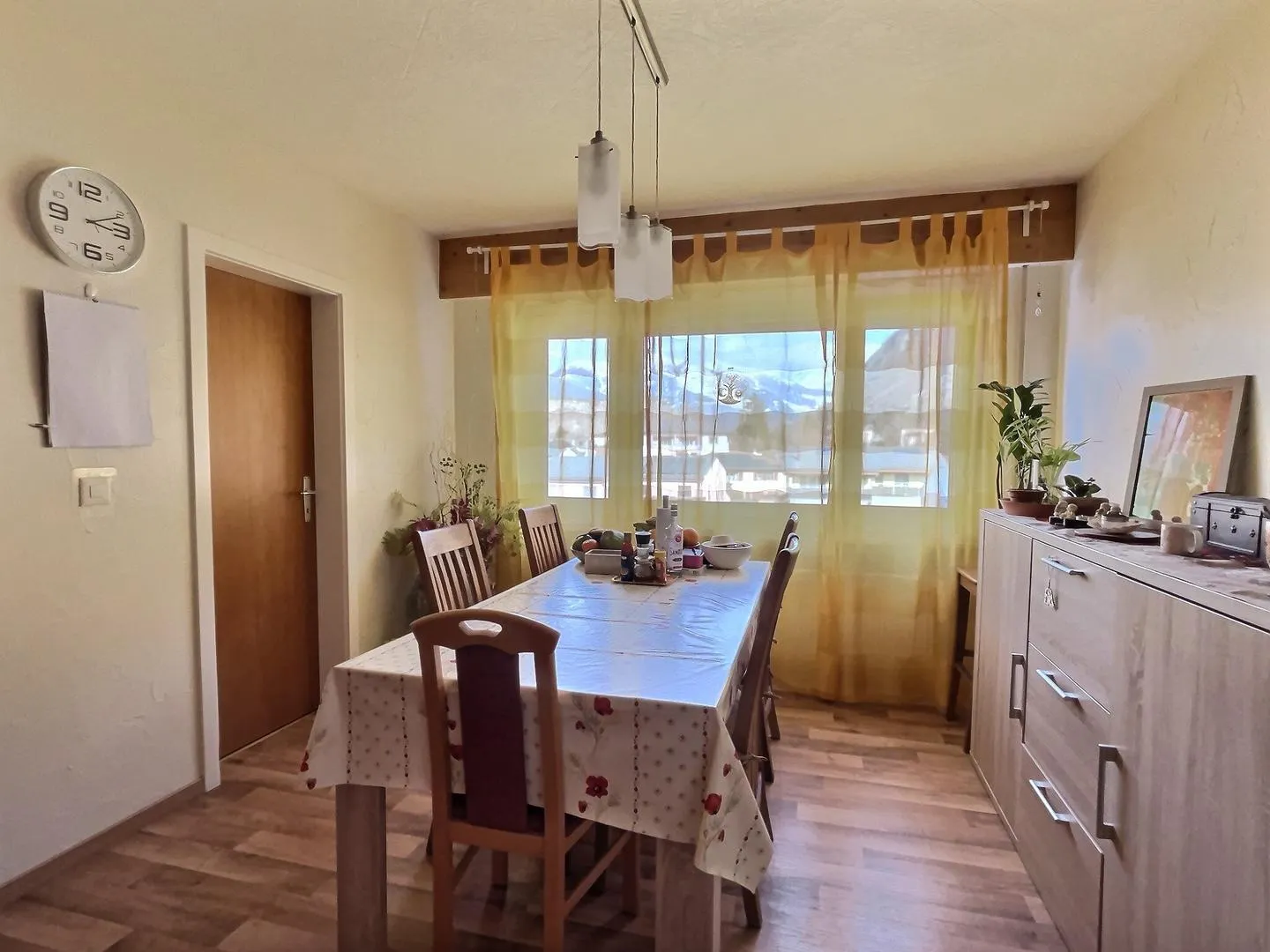 Beautiful 4.5-room penthouse apartment with south-facing balcony and garage box in Chippis (near Sierre) - Photo 1 of 13