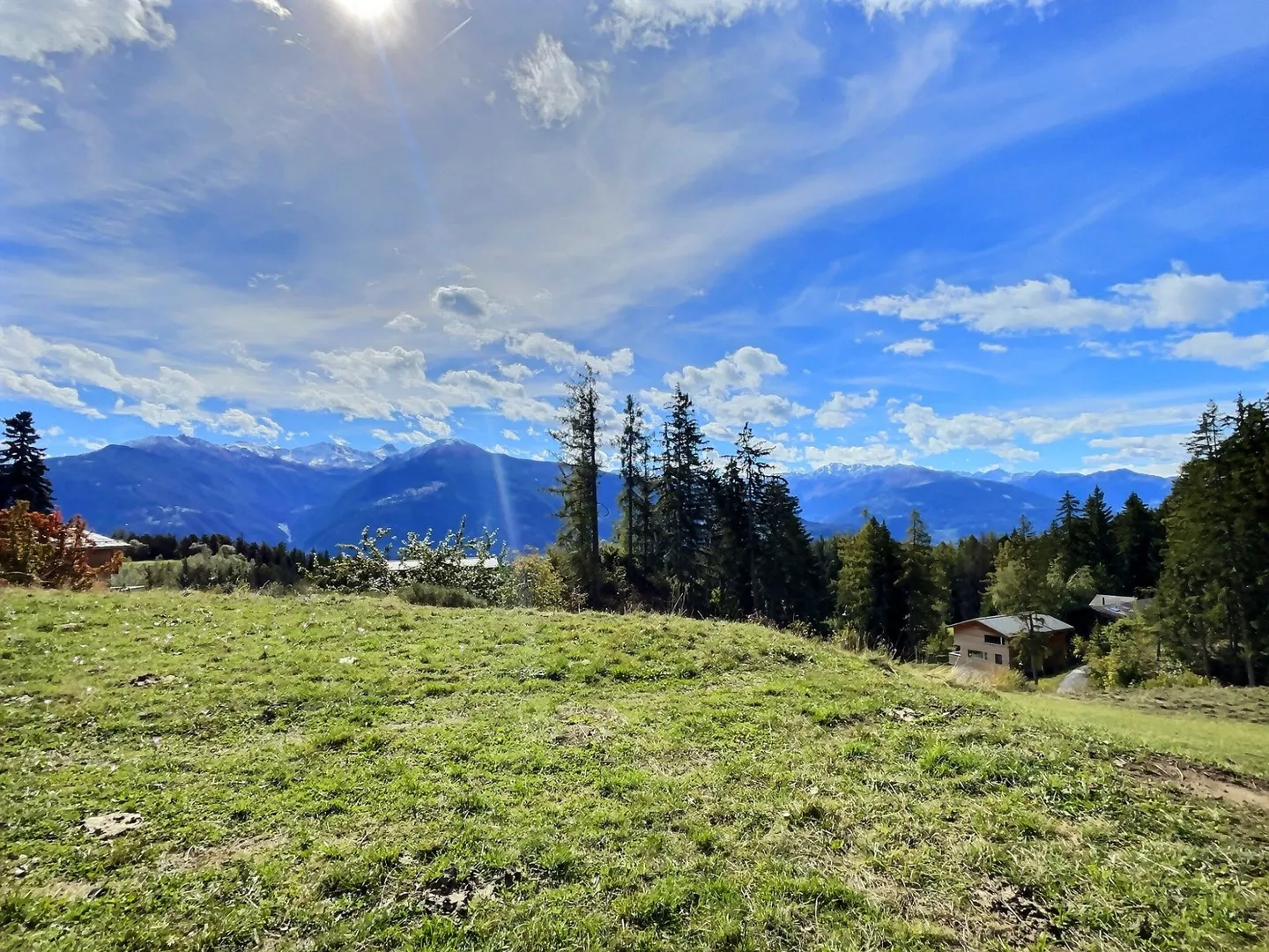 To be built in Crans - Green setting, mountain view - Photo 1 of 10
