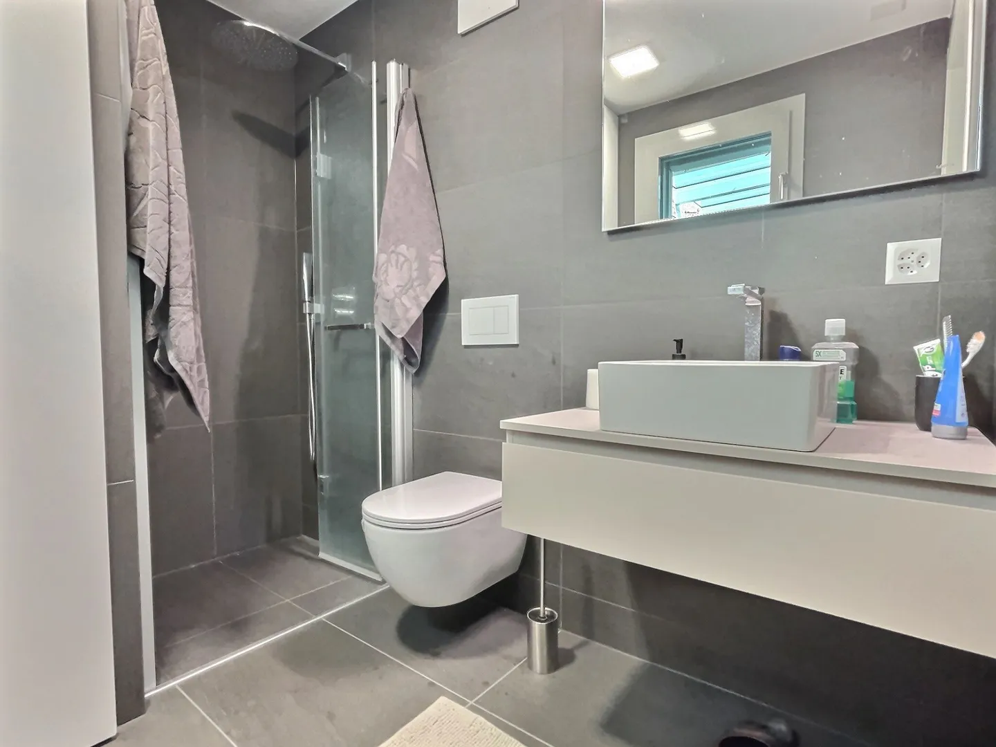 Duplex contemporaneo, atipico - 4.5 stanze - Foto 7 di 13