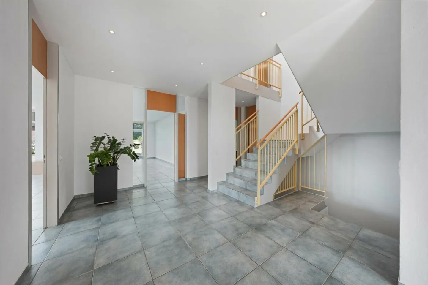 Detached House - Photo 7 of 13