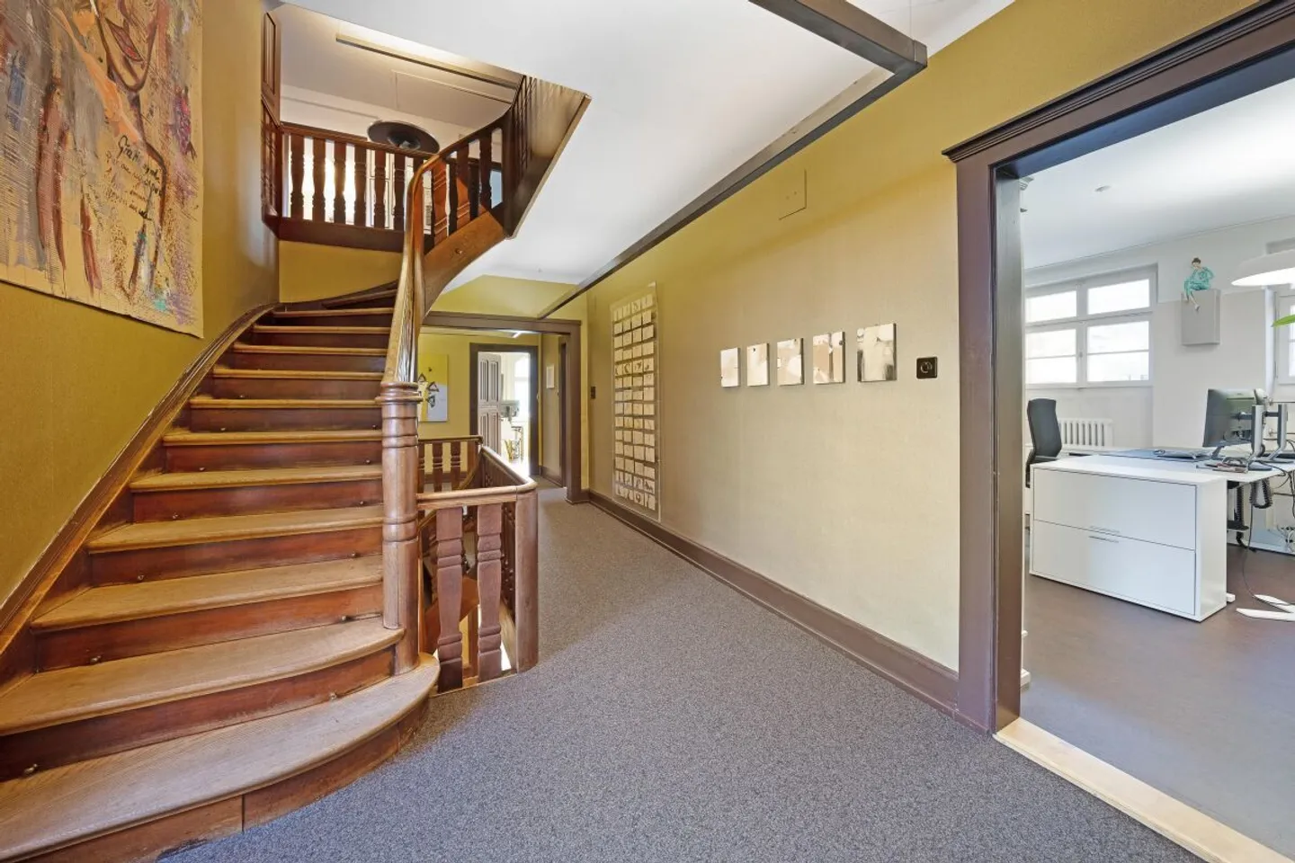 Office Space - Photo 4 of 9