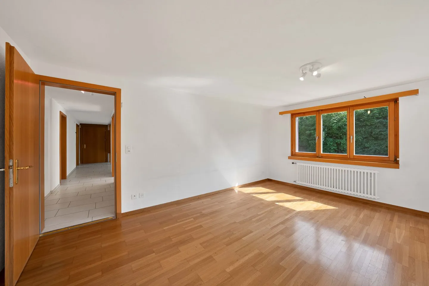 5-Room Apartment - Photo 9 of 13