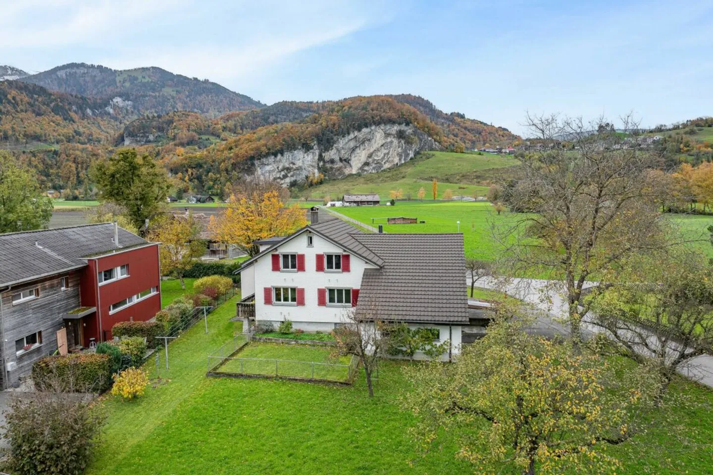 Einfamilienhaus - Foto 1 von 9