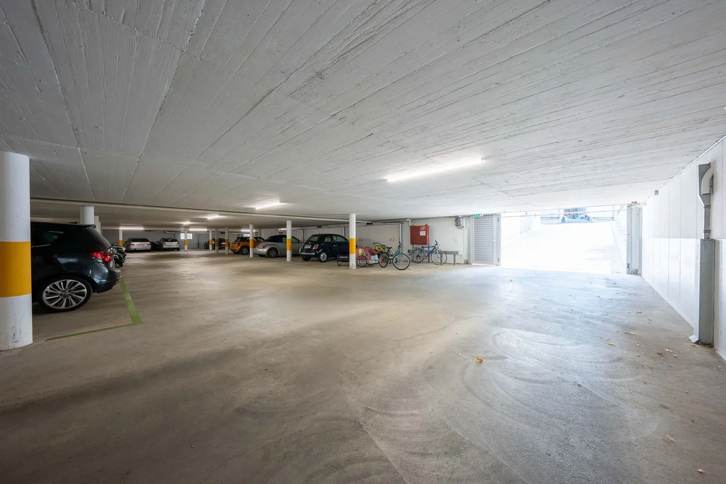 Place de parking souterrain - Photo 3 sur 5