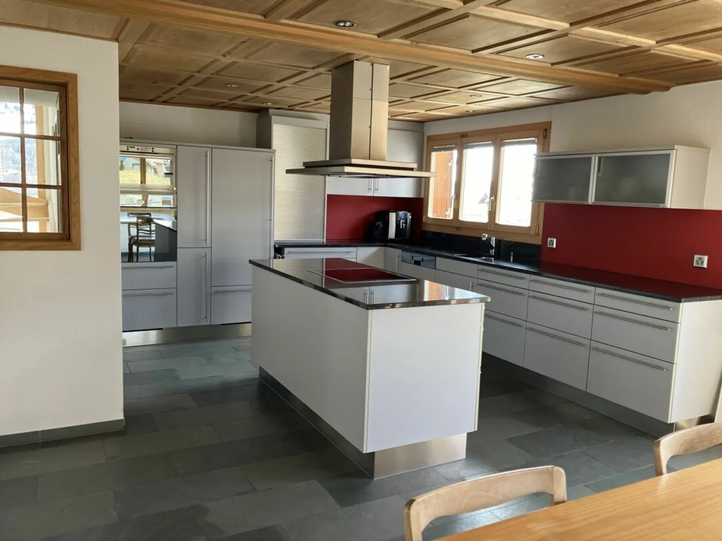 Detached House - Photo 3 of 6
