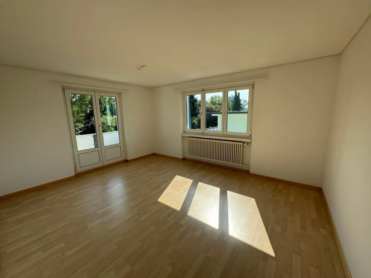 Maison jumelée de 5,5 pièces - Photo 5 sur 9