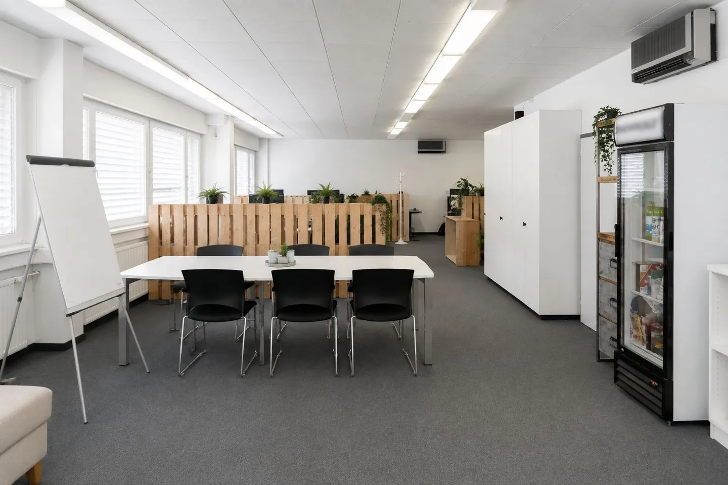Office Space - Photo 2 of 12