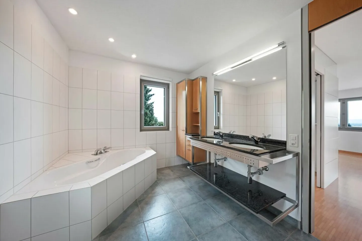 Detached House - Photo 12 of 13