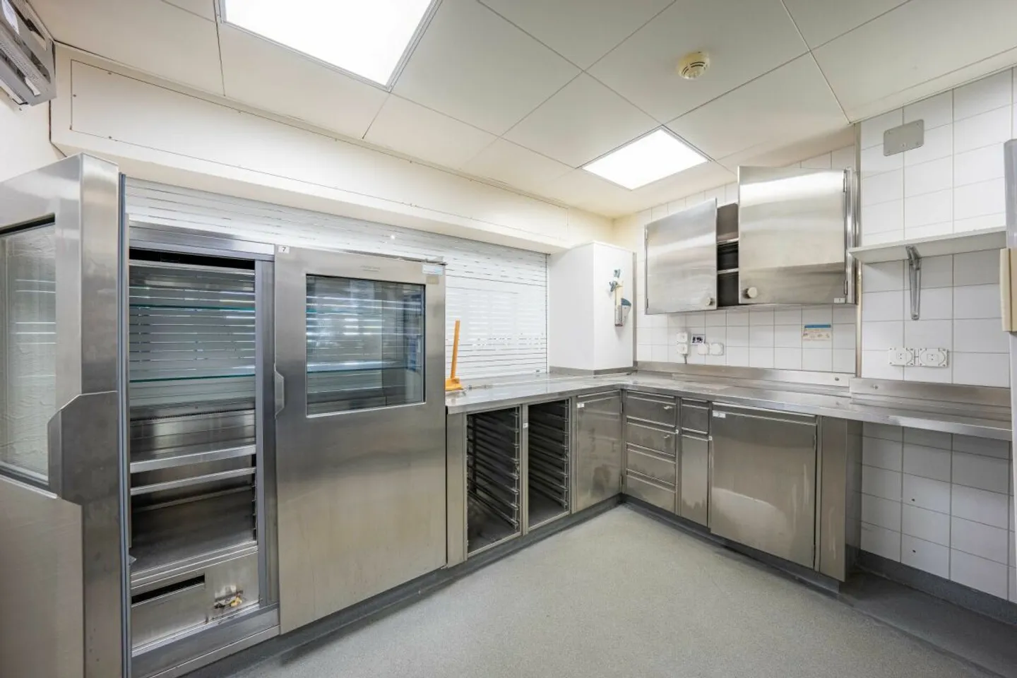 Wohn- und Geschäftshaus - Photo 10 sur 12