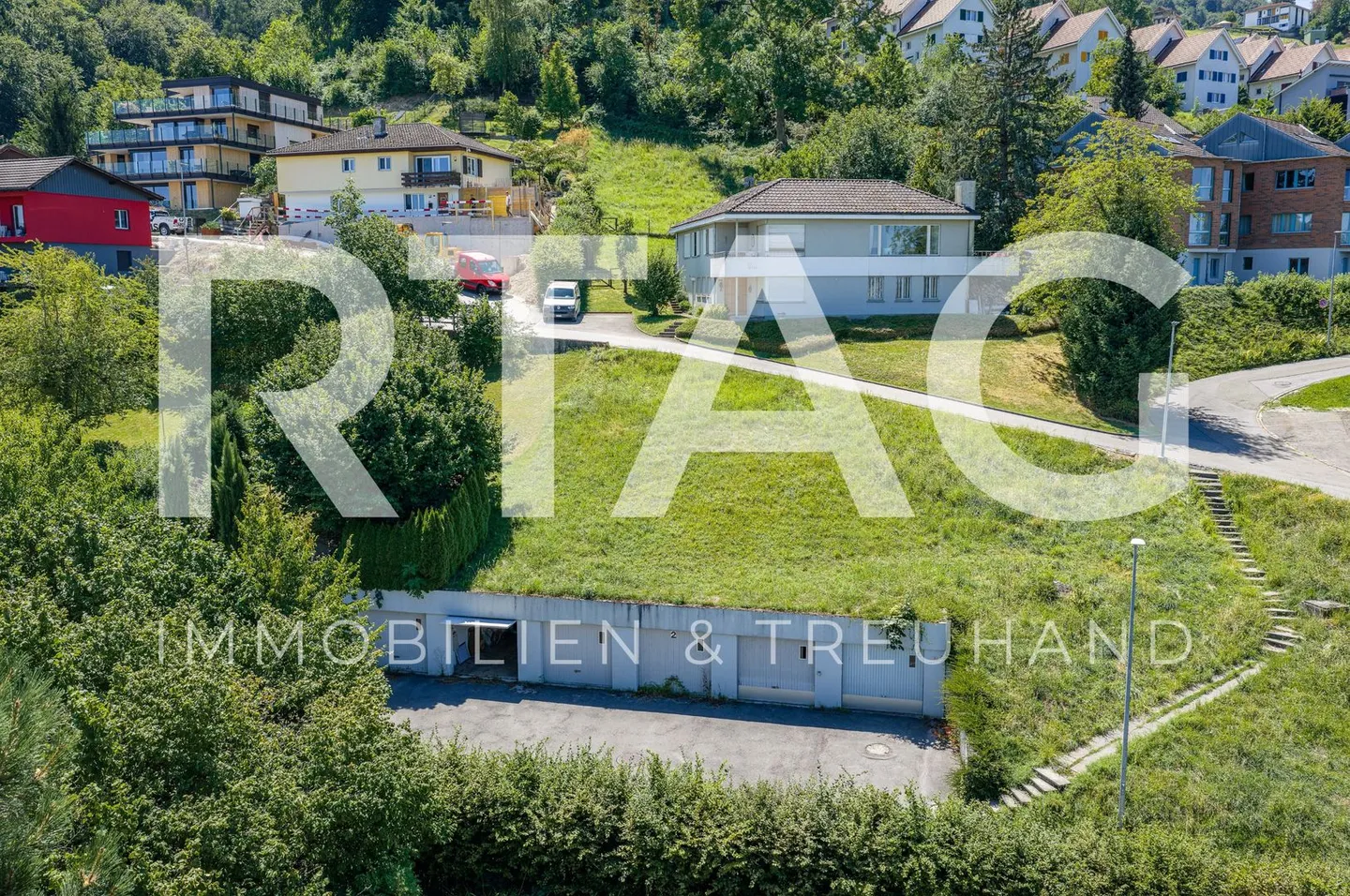 Baulandgrundstück mit Bestandesobjekt - Photo 1 sur 7