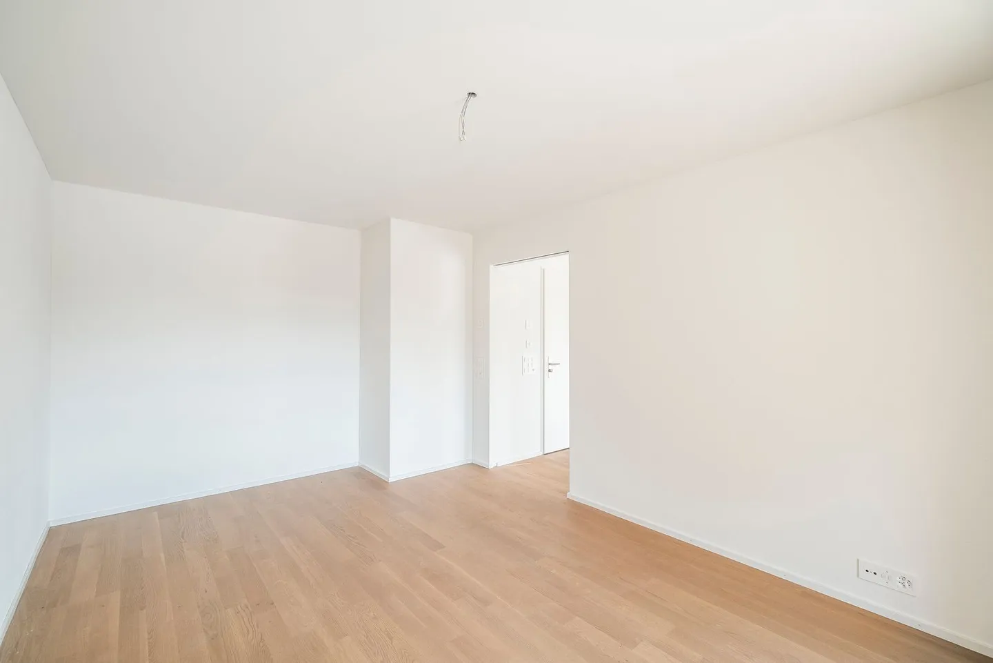 2.5-Room Apartment - Photo 7 of 10