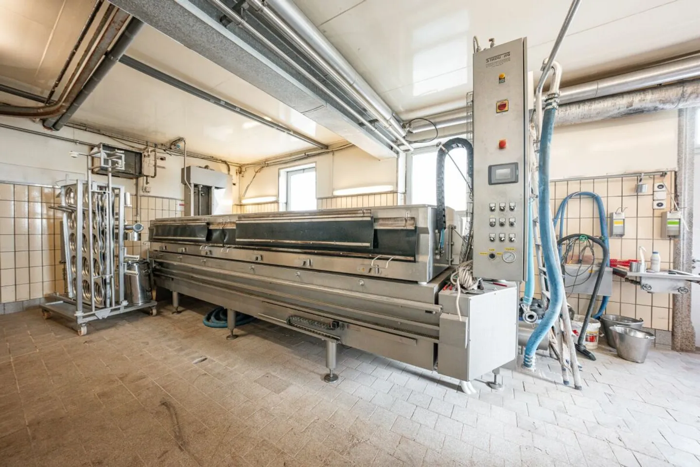 Wohn- und Geschäftshaus mit Nebenbauten - Foto 6 von 9