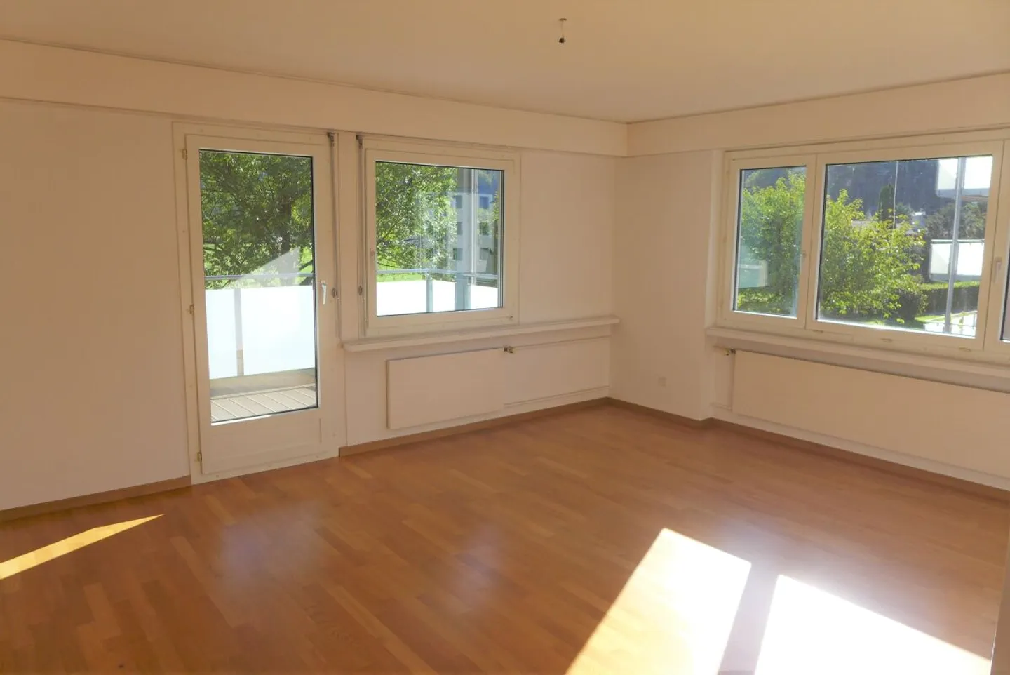 Beautiful apartment with a view of greenery - absolutely quiet location - Photo 4 of 9